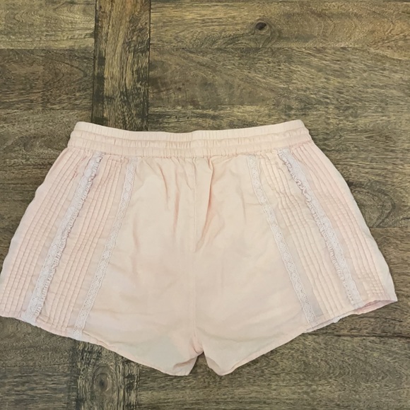 Arie // American Eagle Shorts - Picture 2 of 3
